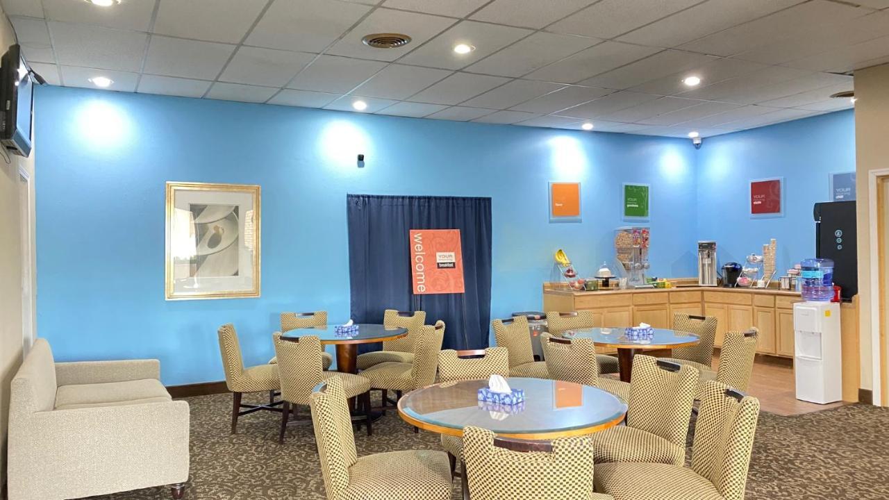 Travel Inn Marston エクステリア 写真